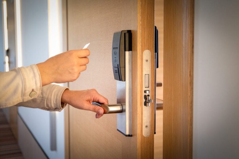 What Are the Benefits of Installing a Lock Door ? : 2024 What Are the Benefits of Installing a Lock Door ? : 2024