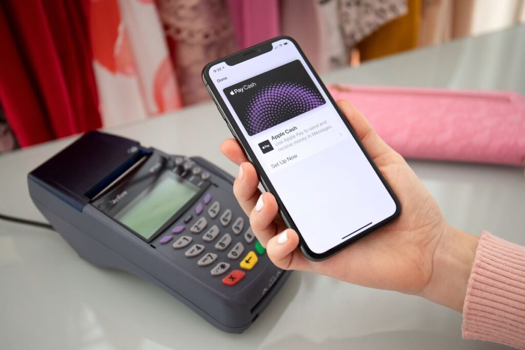 The Benefits of Using Apple Pay at Retail Stores academy sports 