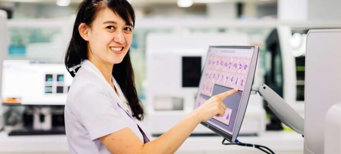 Can a medical assistant work as a med tech